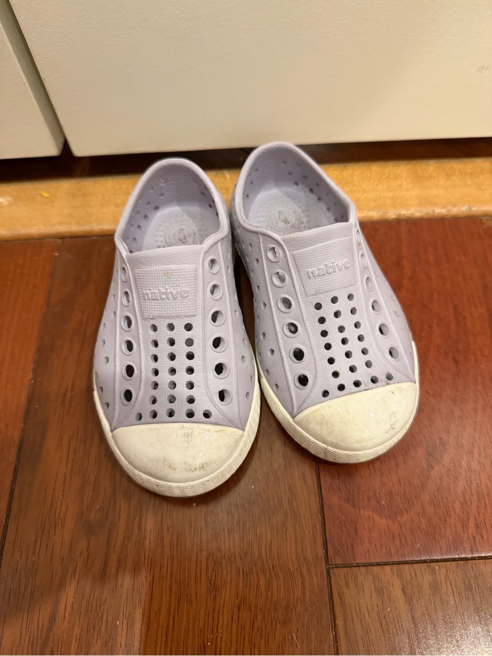native Kids Slip-On Shoes in Light Lavender size 6